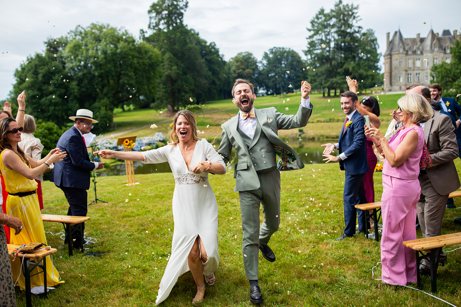 Photo de mariage naturelle et spontanée en bretagne